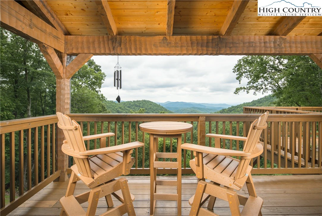 Image number 13 for the current listing