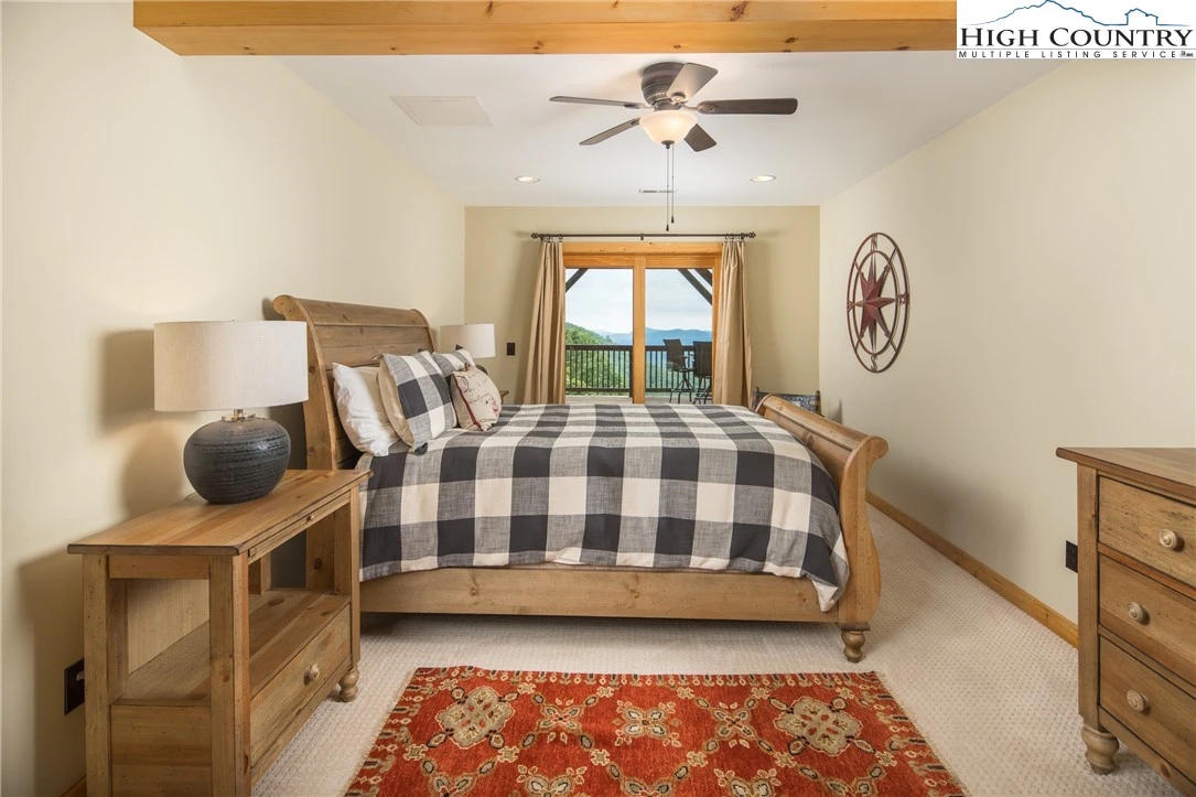 Image number 6 for the current listing