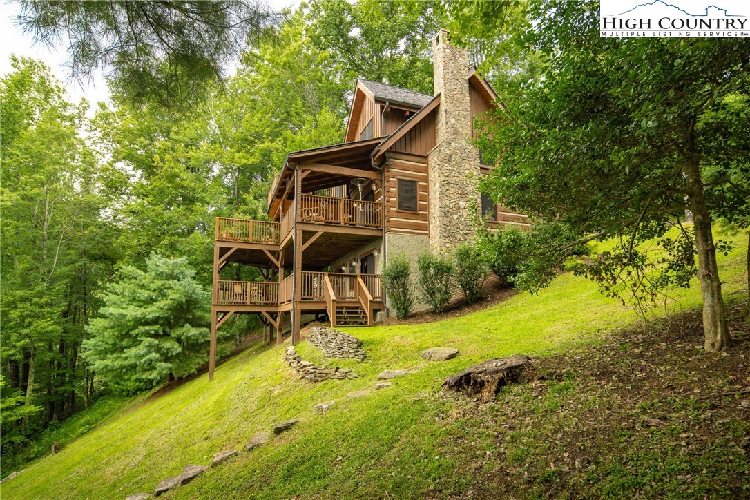 Image number 18 for the current listing