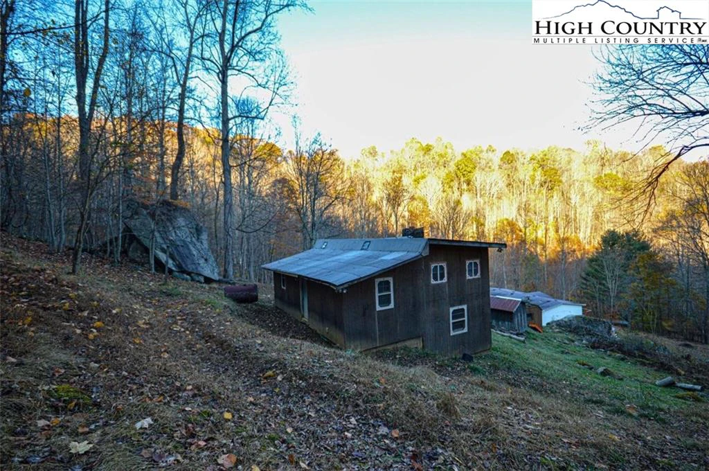 Image number 6 for the current listing