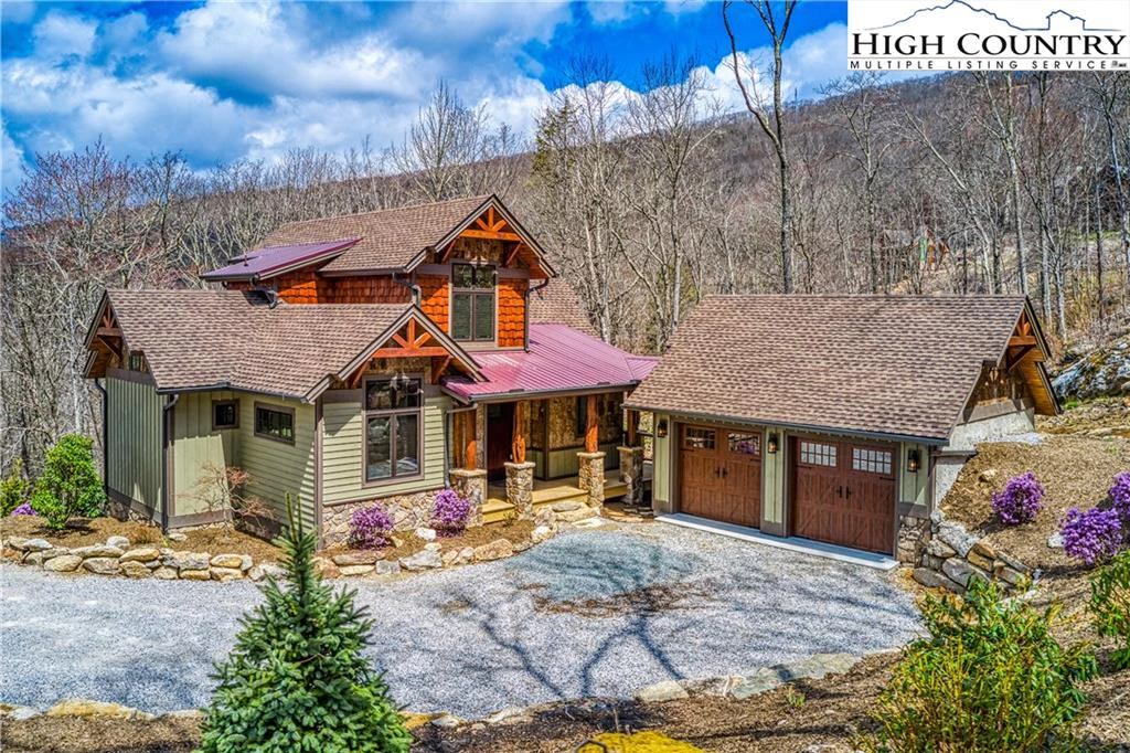 Image number 1 for the current listing