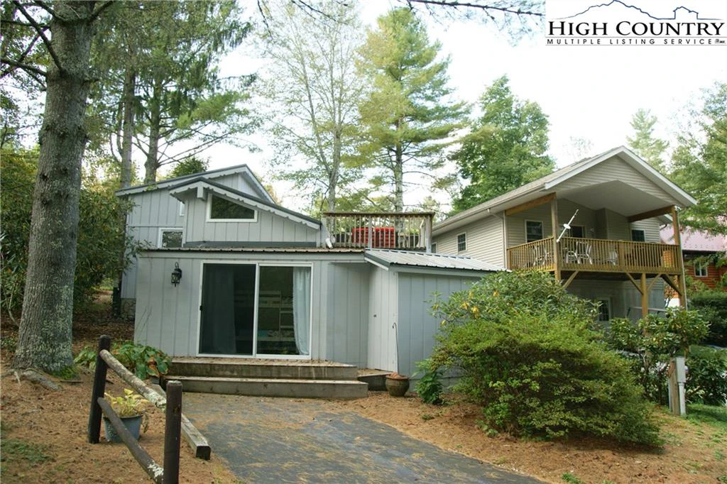 Image number 14 for the current listing