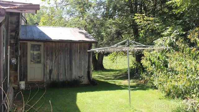Image number 4 for the current listing