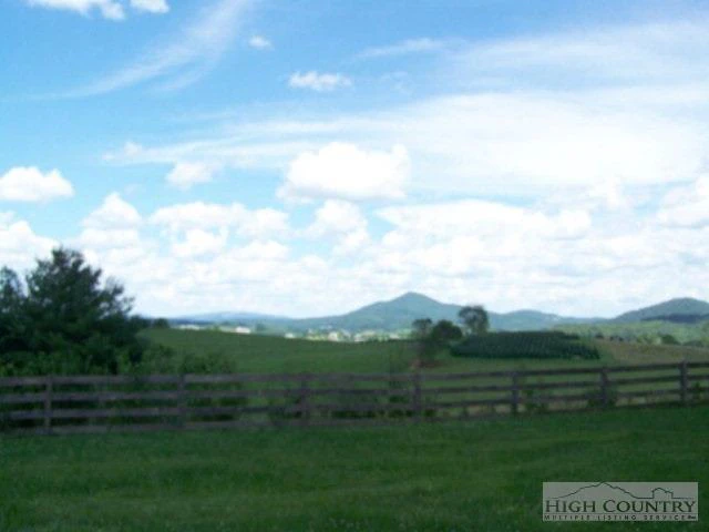 Image number 6 for the current listing