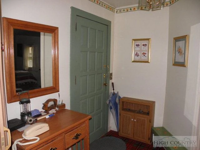 Image number 12 for the current listing