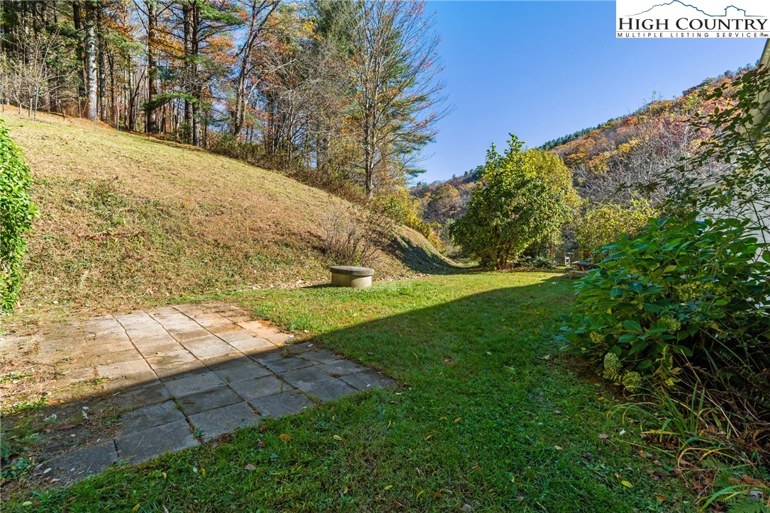 Image number 5 for the current listing