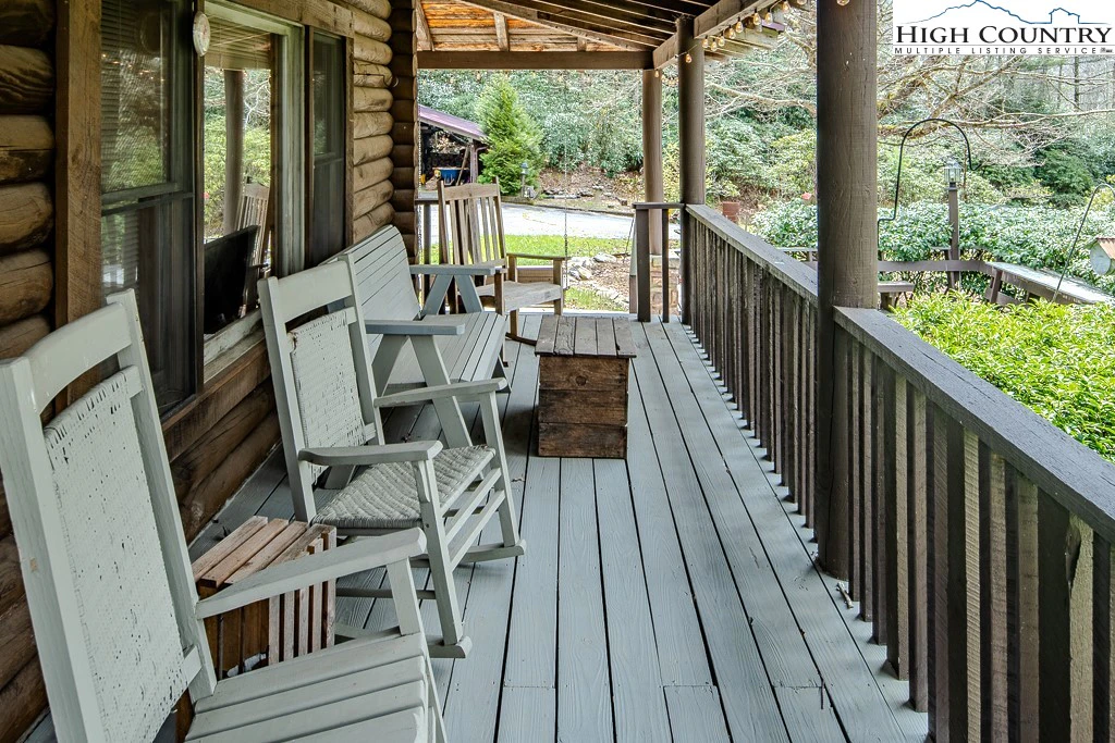 Image number 9 for the current listing