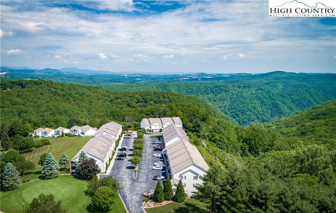 Image number 1 for the current listing