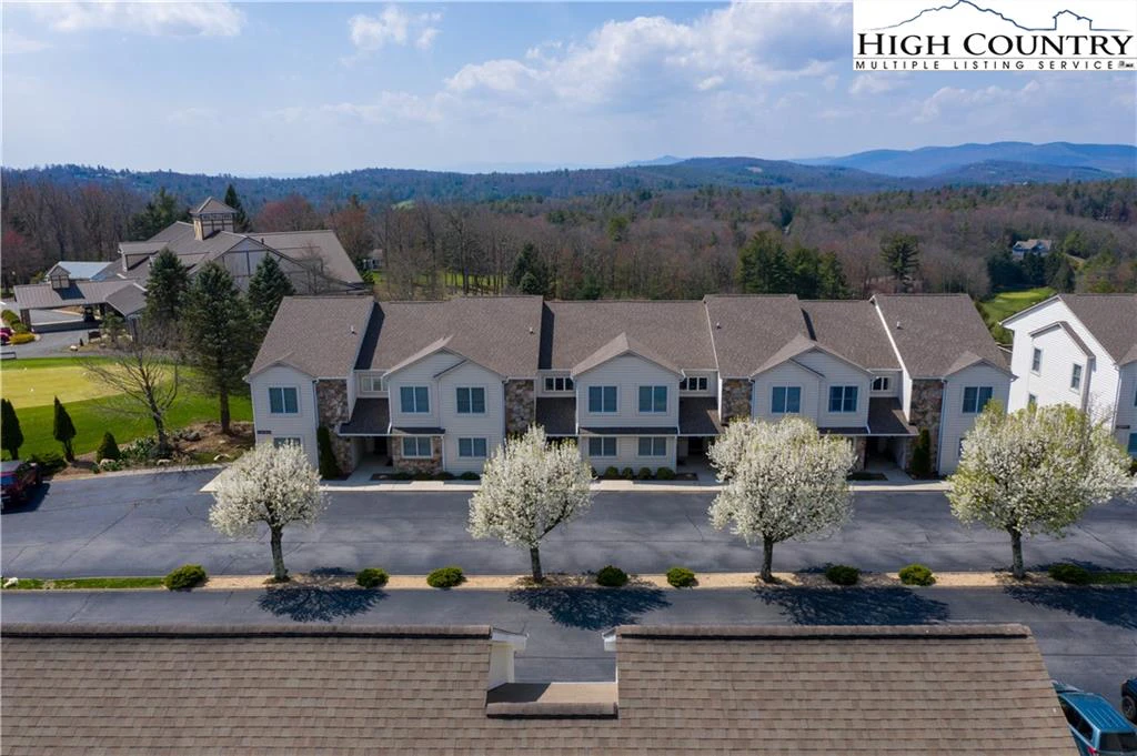 Image number 1 for the current listing