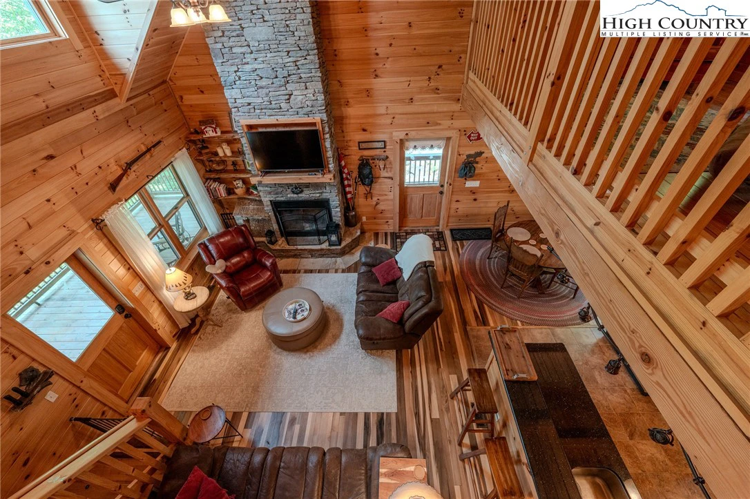Image number 7 for the current listing