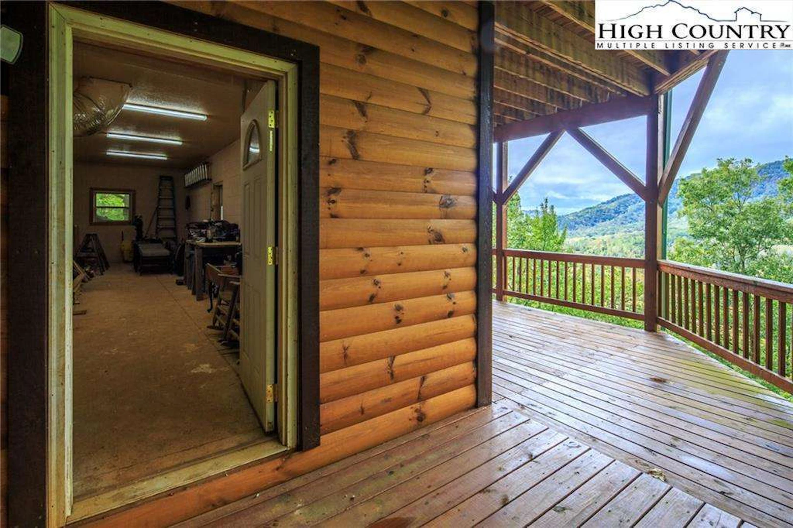 Image number 19 for the current listing