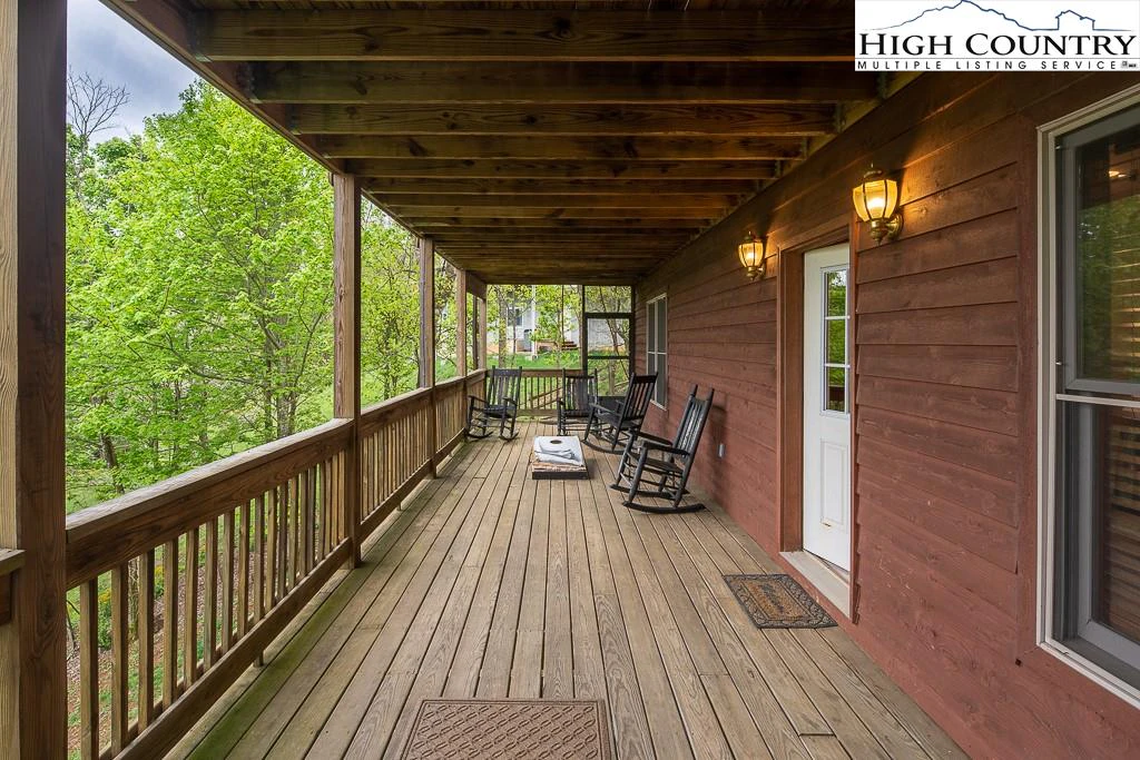 Image number 5 for the current listing