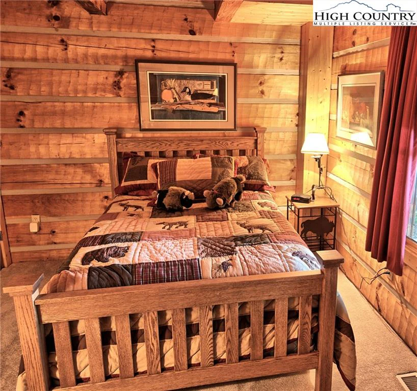 Image number 6 for the current listing