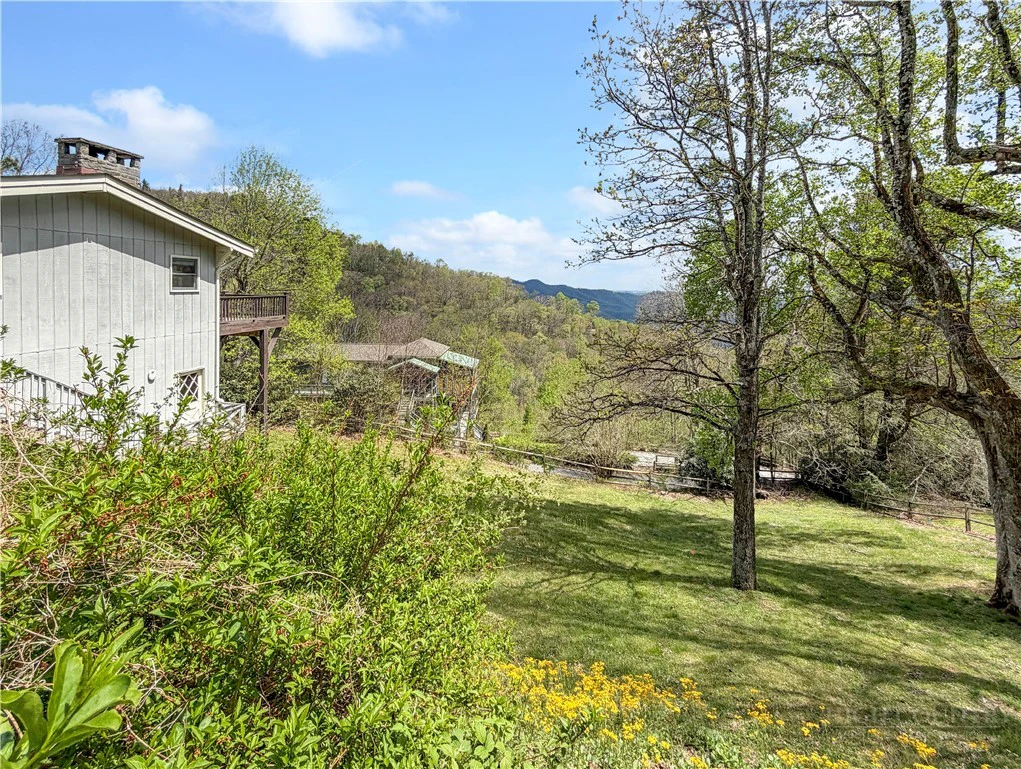 Image number 12 for the current listing