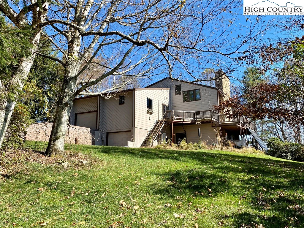 Image number 1 for the current listing