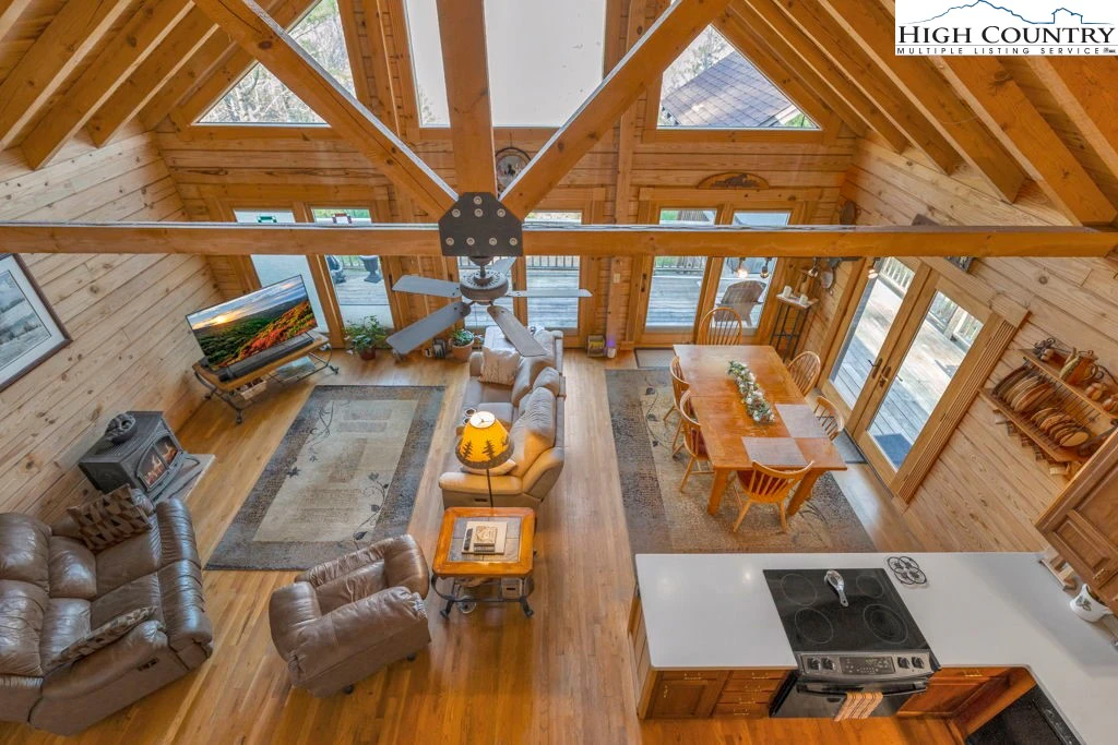 Image number 6 for the current listing