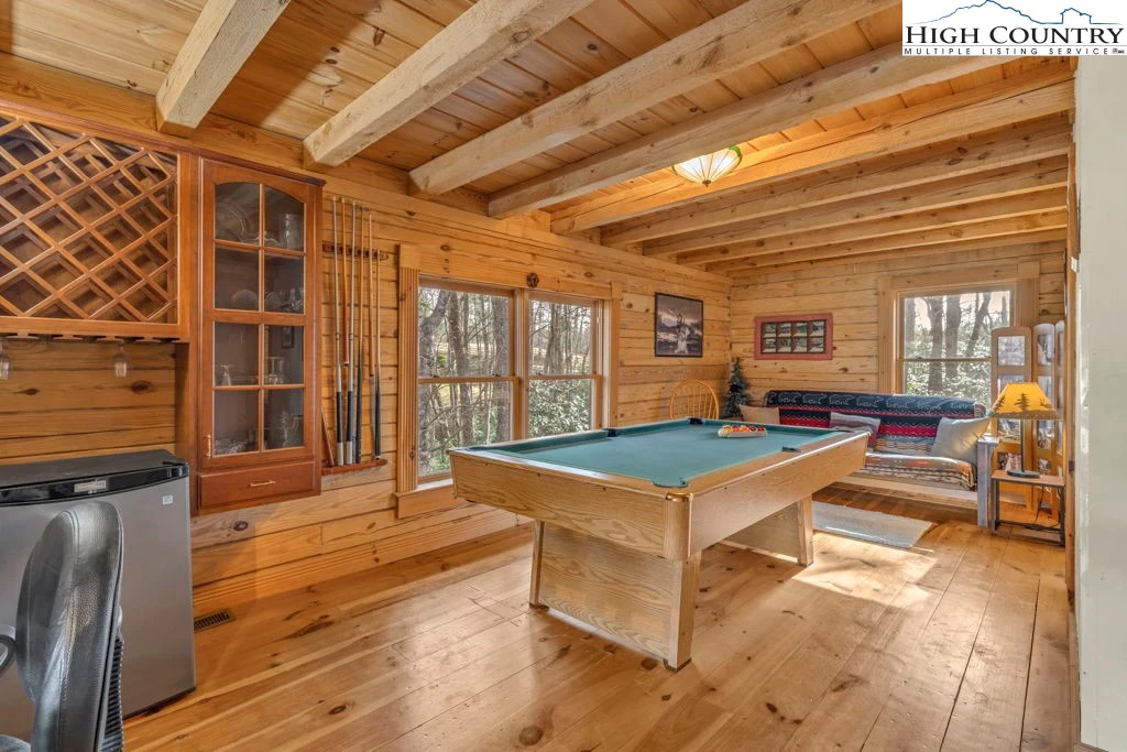 Image number 7 for the current listing