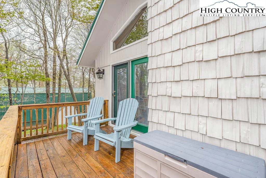 Image number 10 for the current listing
