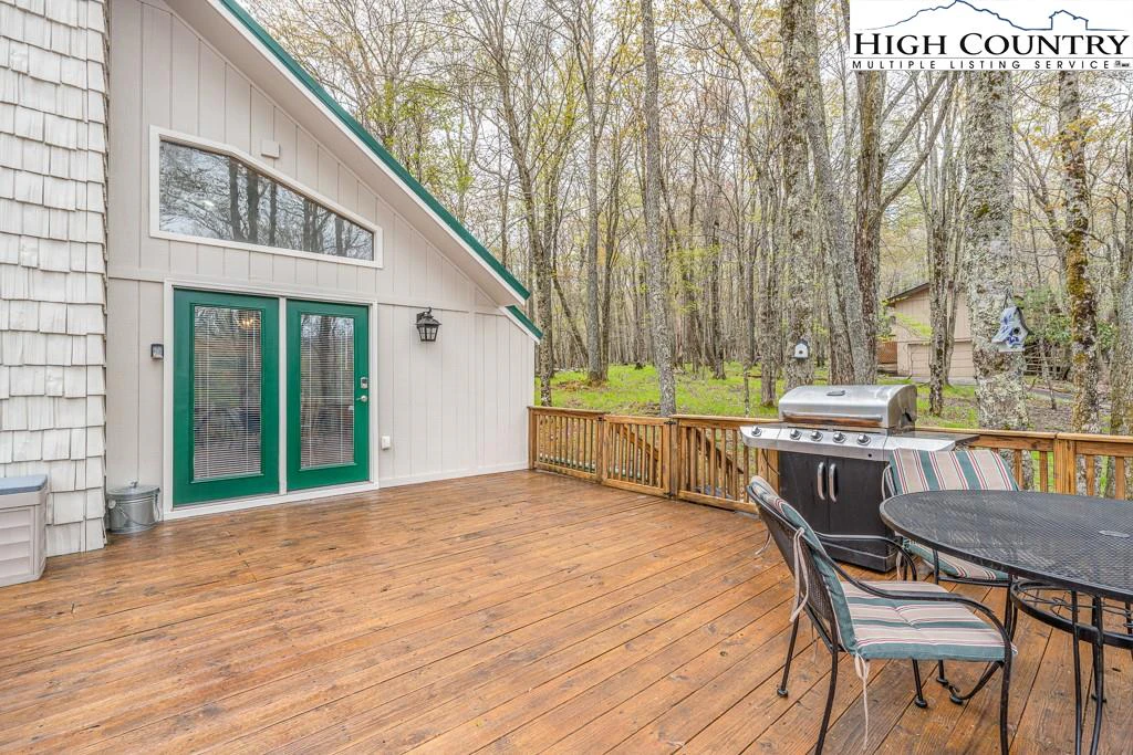 Image number 9 for the current listing