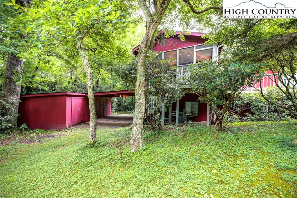 Image number 4 for the current listing