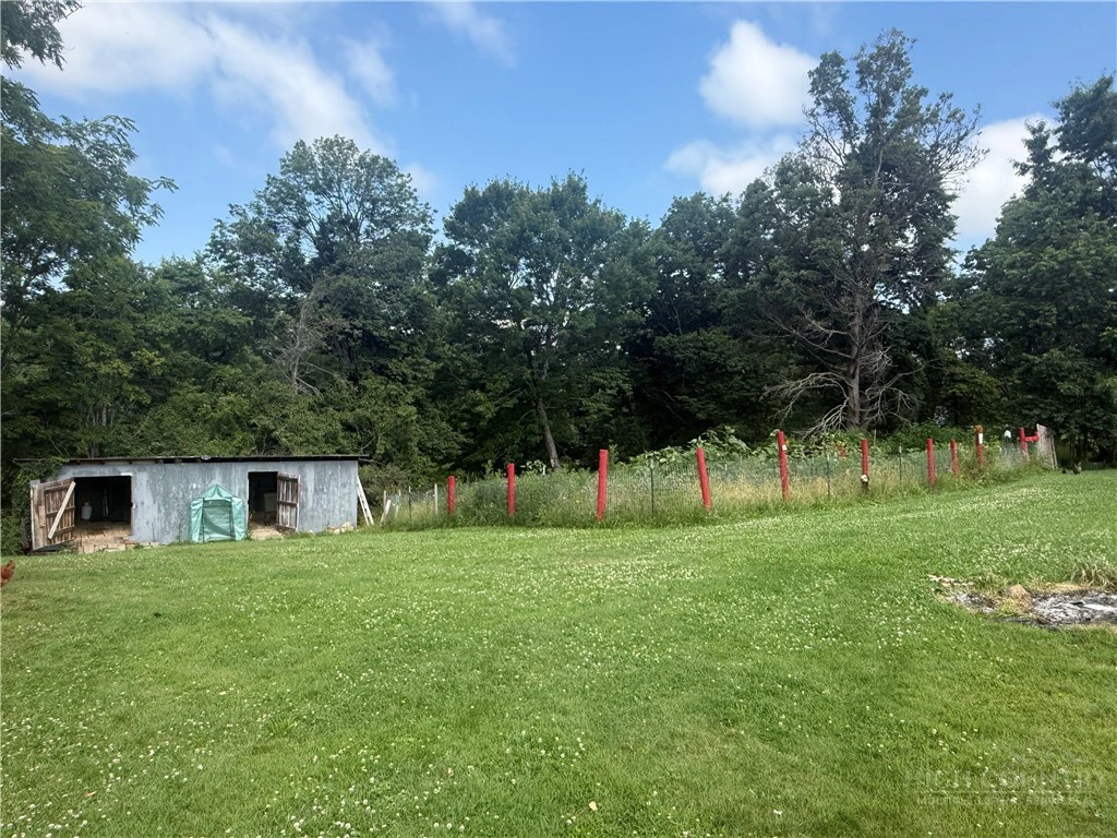 Image number 20 for the current listing