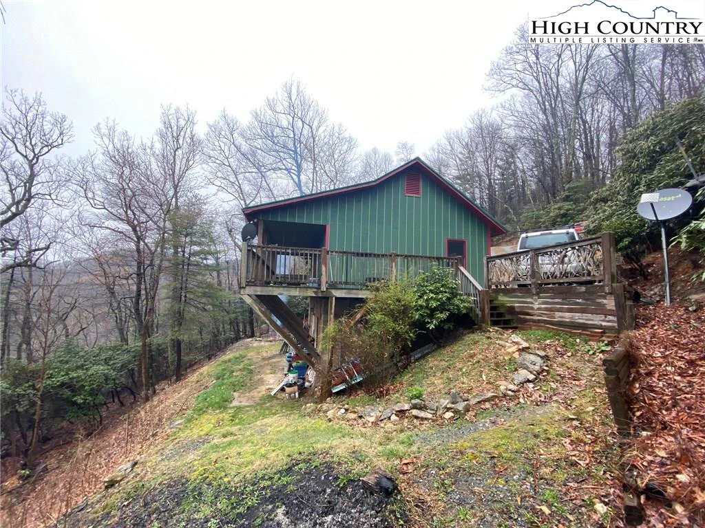 Image number 8 for the current listing