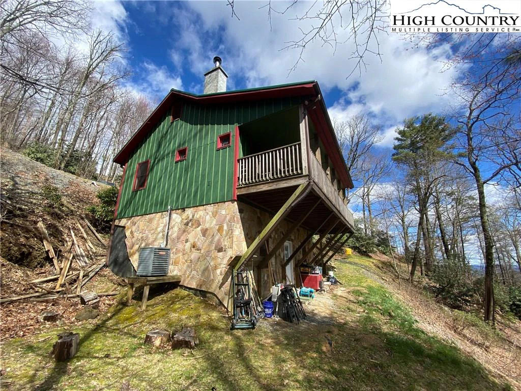 Image number 4 for the current listing