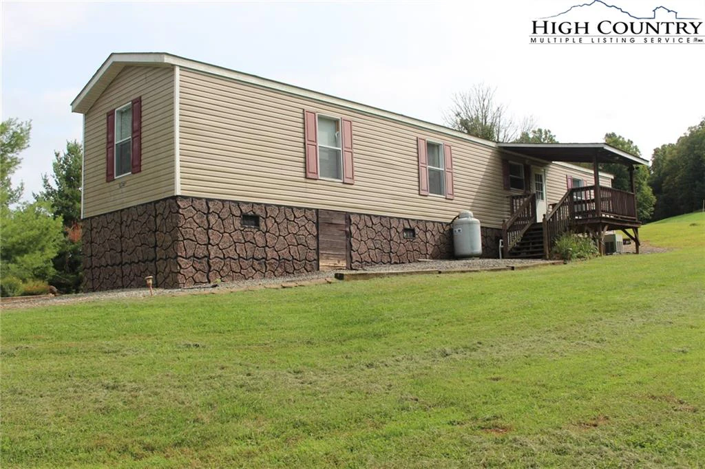 Image number 18 for the current listing
