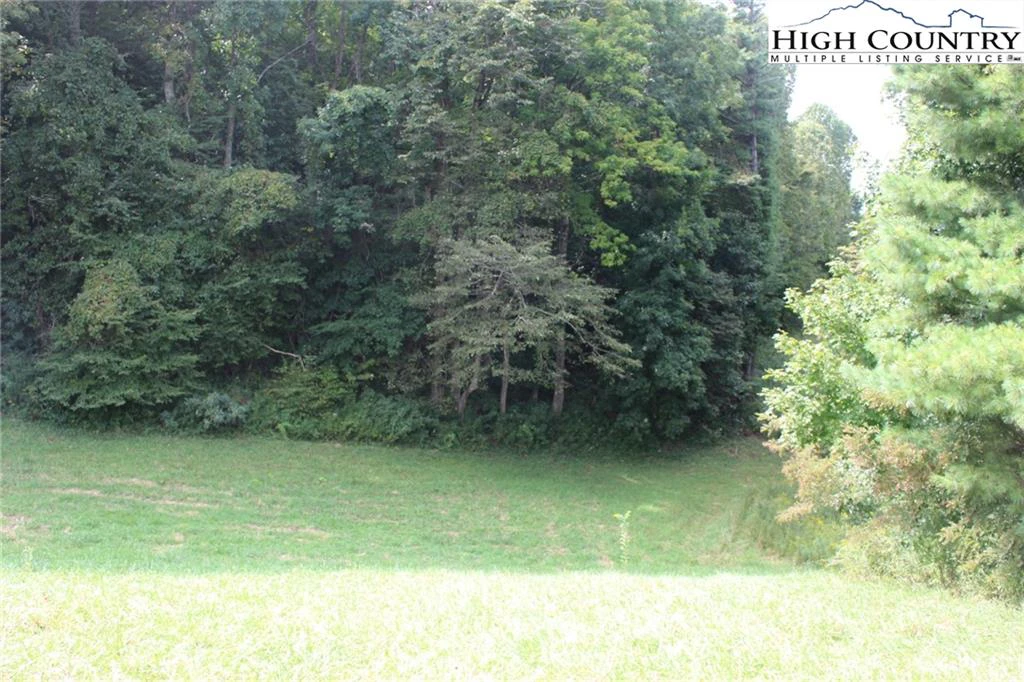 Image number 16 for the current listing