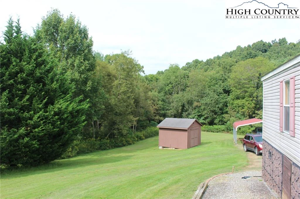 Image number 9 for the current listing