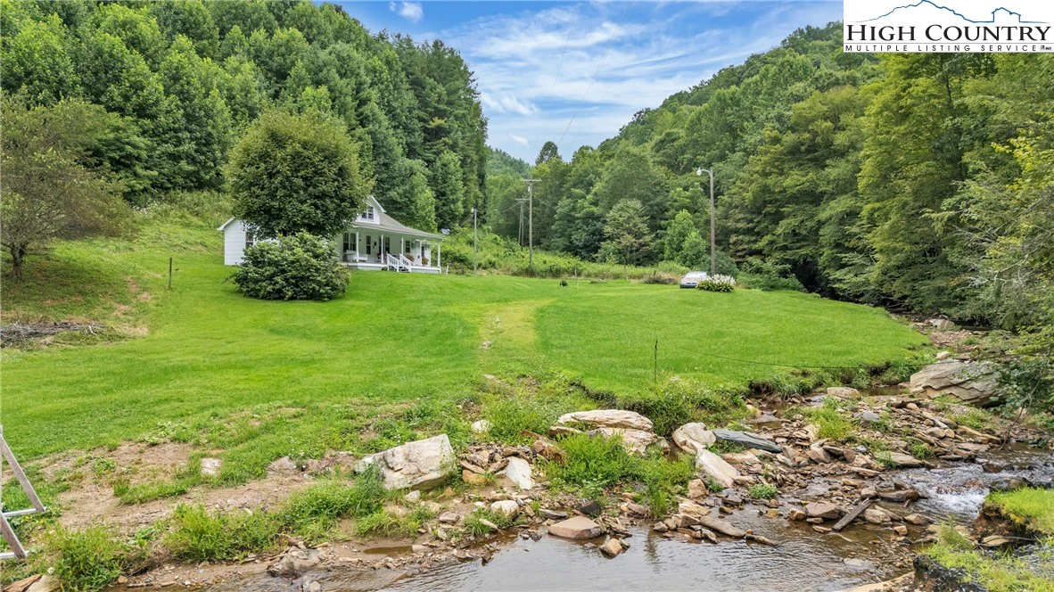 Image number 18 for the current listing