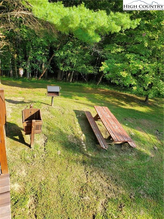 Image number 3 for the current listing