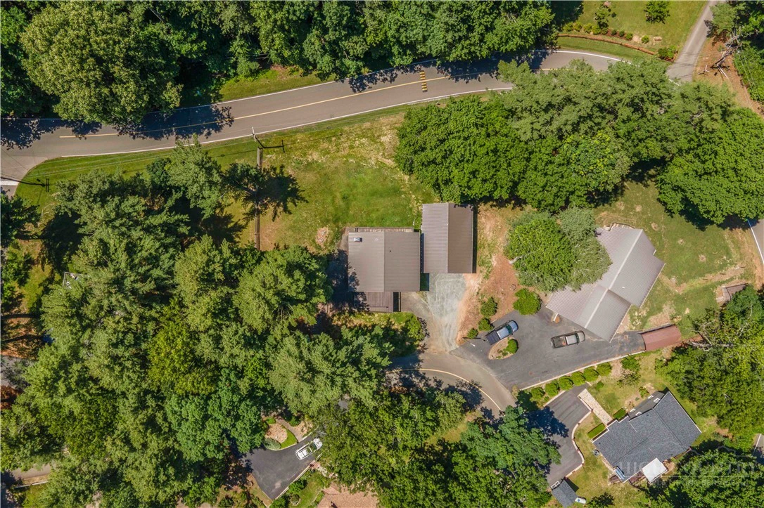 Image number 2 for the current listing