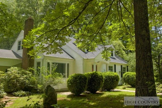 Image number 11 for the current listing
