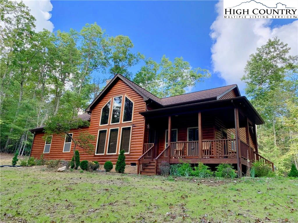 Image number 1 for the current listing