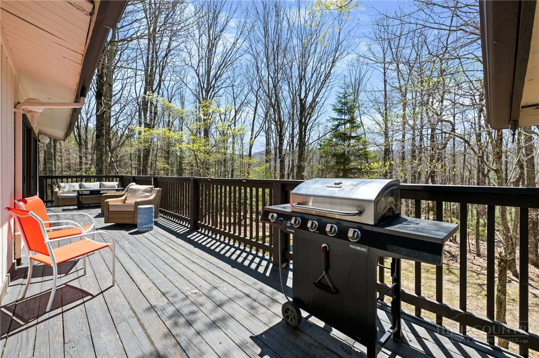 Image number 8 for the current listing
