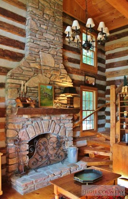 Image number 8 for the current listing
