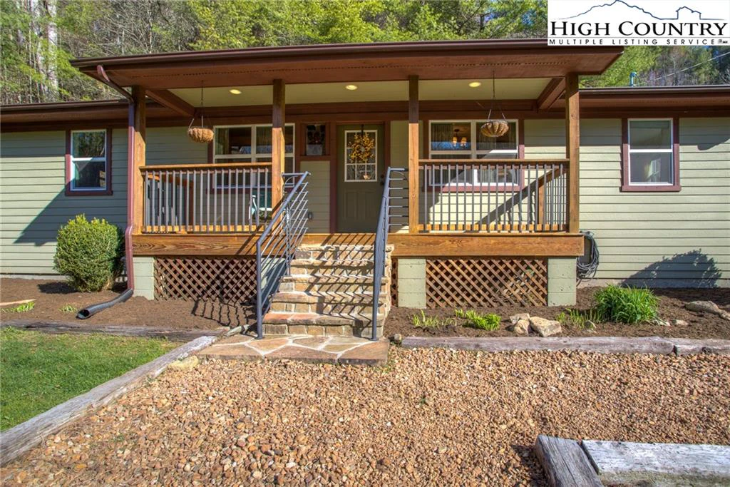 Image number 7 for the current listing