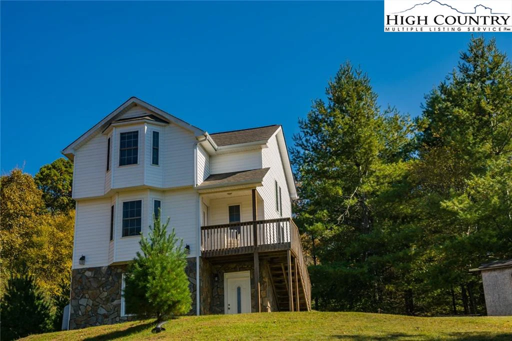 Image number 19 for the current listing
