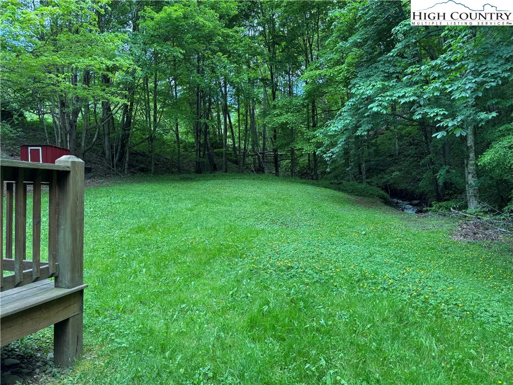 Image number 19 for the current listing
