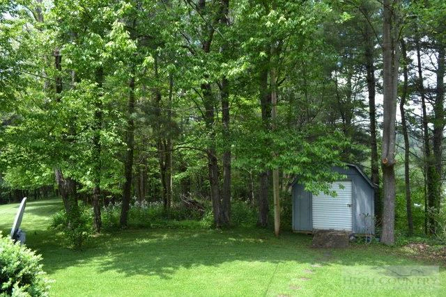 Image number 10 for the current listing