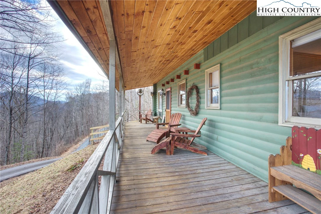 Image number 7 for the current listing