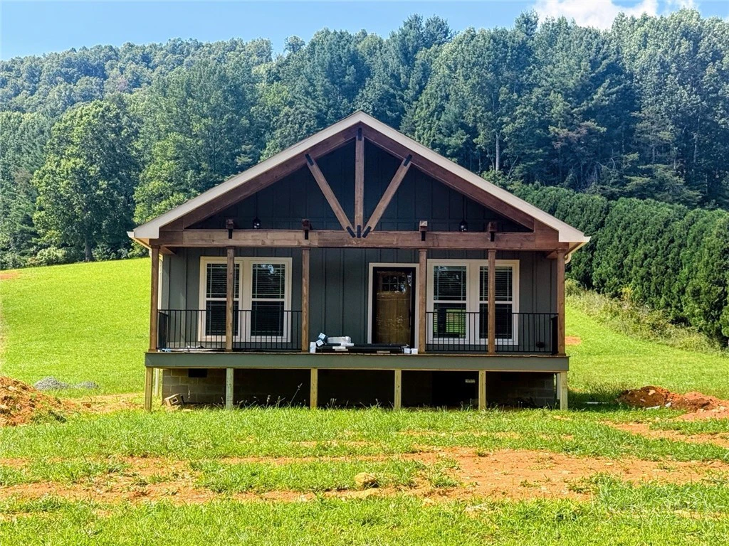 Image number 2 for the current listing