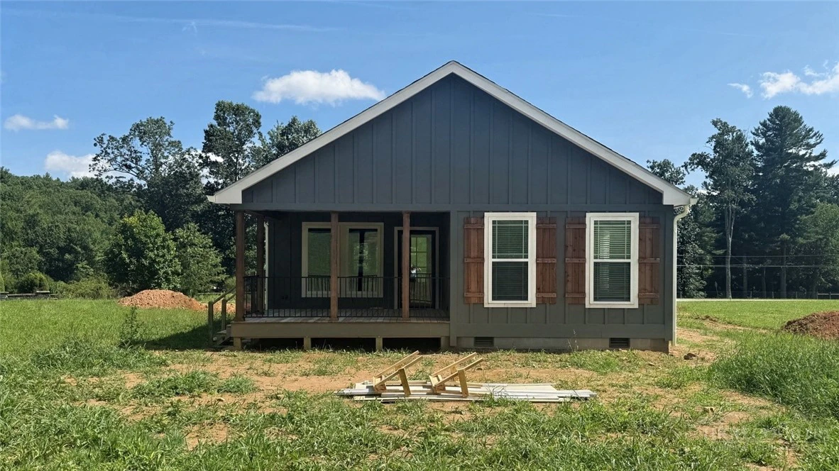 Image number 3 for the current listing
