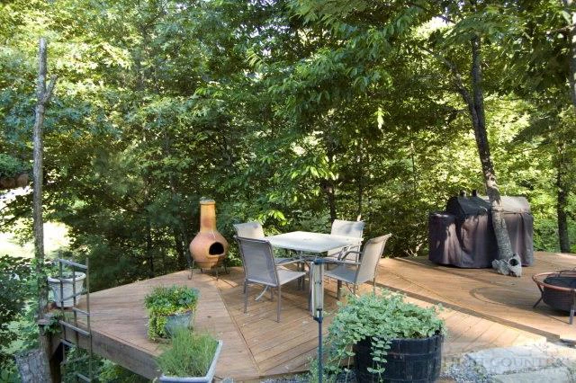 Image number 20 for the current listing