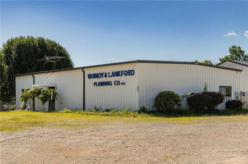 Image number 19 for the current listing