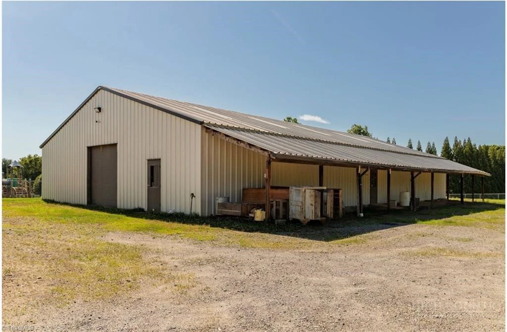 Image number 20 for the current listing
