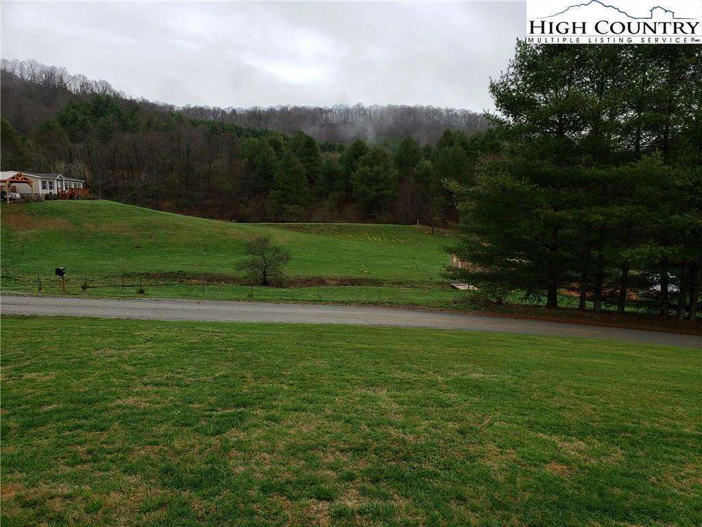Image number 11 for the current listing