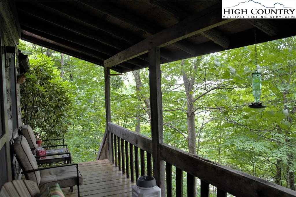 Image number 10 for the current listing