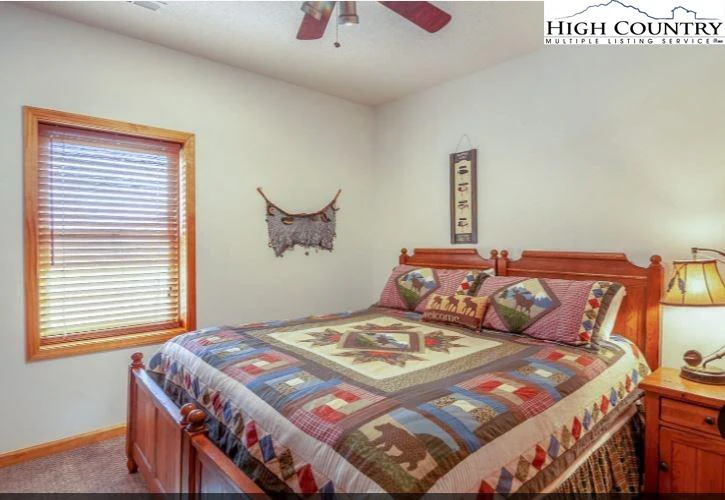Image number 10 for the current listing